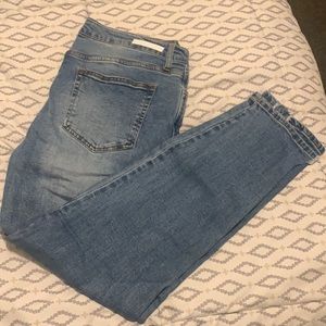 Cello light wash button fly skinny jeans